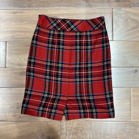 NWOT L.L. Bean women's size 6 wool plaid skirt - Picture 2 of 9